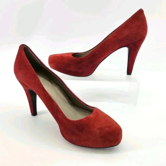 KENNET COLE NEW YORK  HEEL - Picture 1 of 7